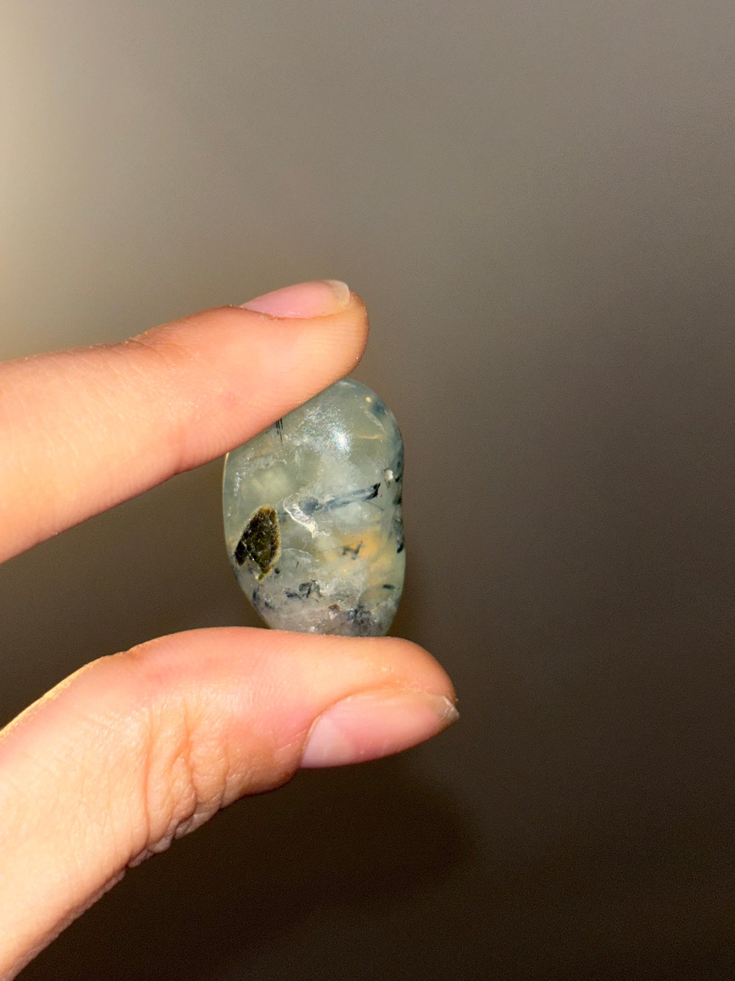 Prehnite tumble