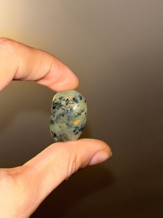 Prehnite tumble